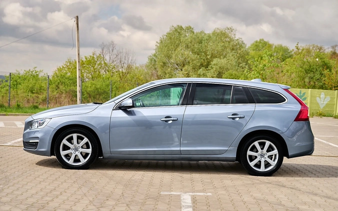 Volvo V60 cena 57800 przebieg: 207000, rok produkcji 2017 z Zawiercie małe 781